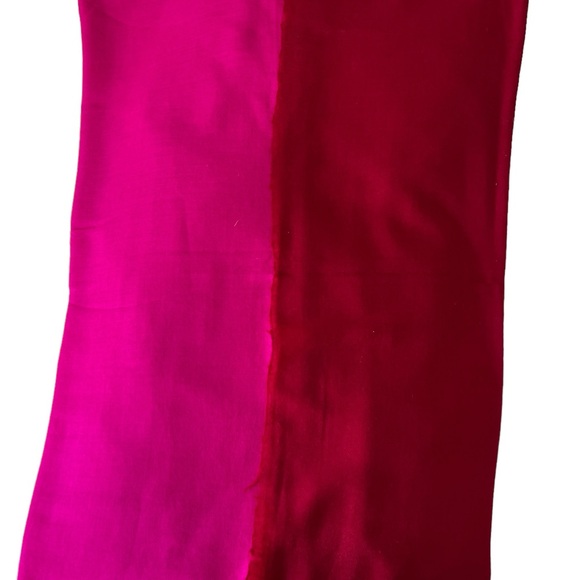 Magenta & Maroon Ombré - 70*200- Silk-Wool - Picture 1 of 4